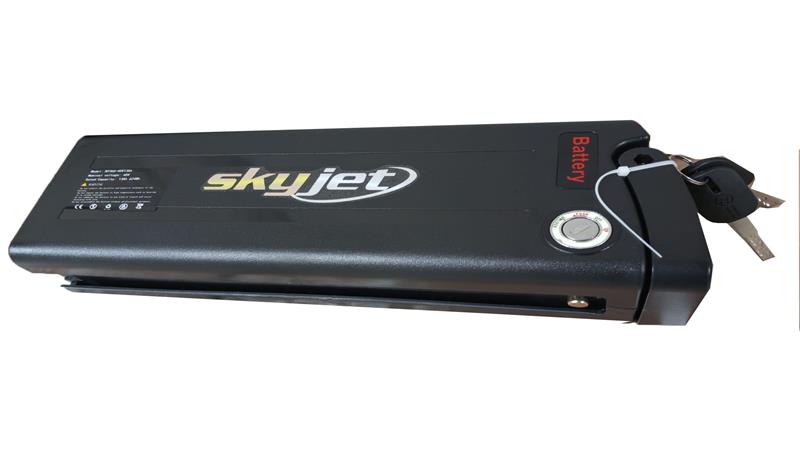AKÜ (ROBUSTO)